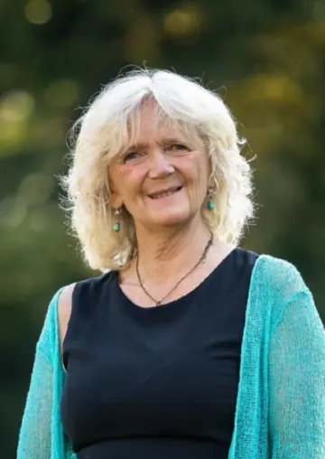 Porträtfoto von der Schulleitung Frau Kerstin Grün-Klingebiel