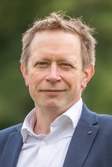 Porträtfoto: Der stellvertretende Schulleiter Krister Badur