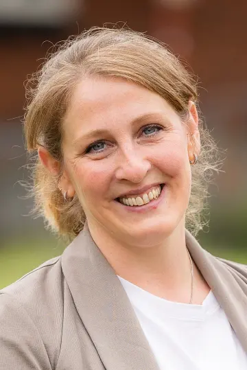 Porträtfoto: Ansprechperson Physio- und Ergotherapien Laura Benninghaus